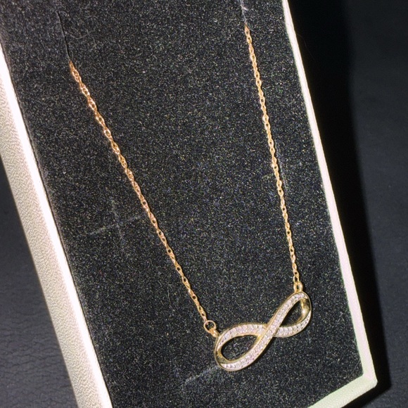 Gold Infinity Pendant Necklace